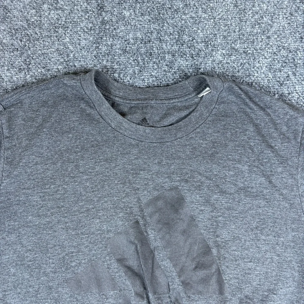 Adidas Atacagil Amplifier T Shirt Mens Large Gray Short Sleeve Workout‎ Crewneck